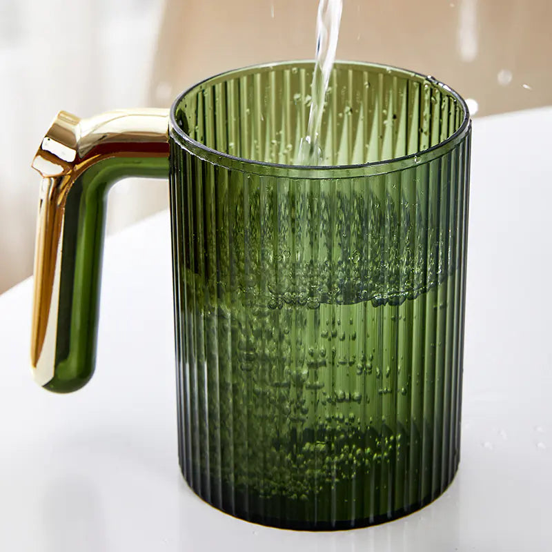 Luxury Mouthwash Cup with Creative Gold Plated Handle